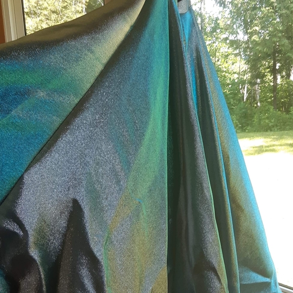 Prom or Bridesmaid Dress - Picture 4 of 7